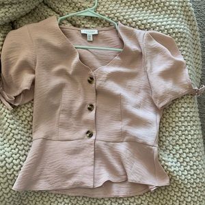 Baby Pink button up short sleeve blouse 🌸